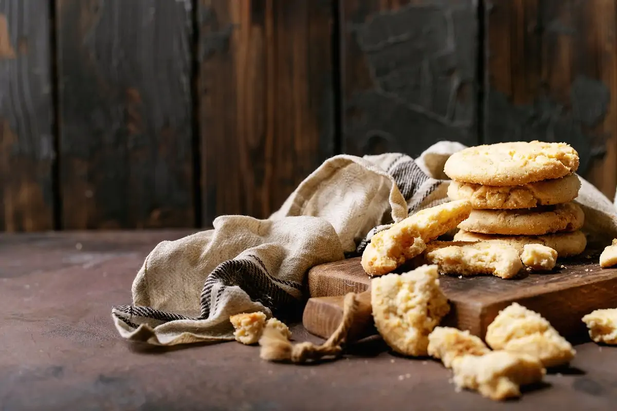 White Chocolate Chip and Walnut Pot Cookie Recipe